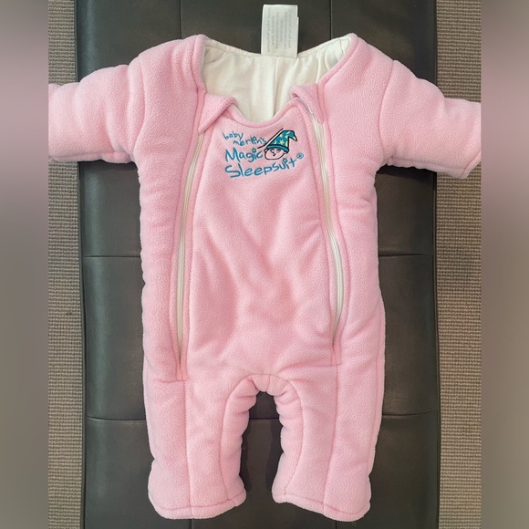 Baby Merlin Magic Sleepsuit sz Small 3-6months - Picture 3 of 6